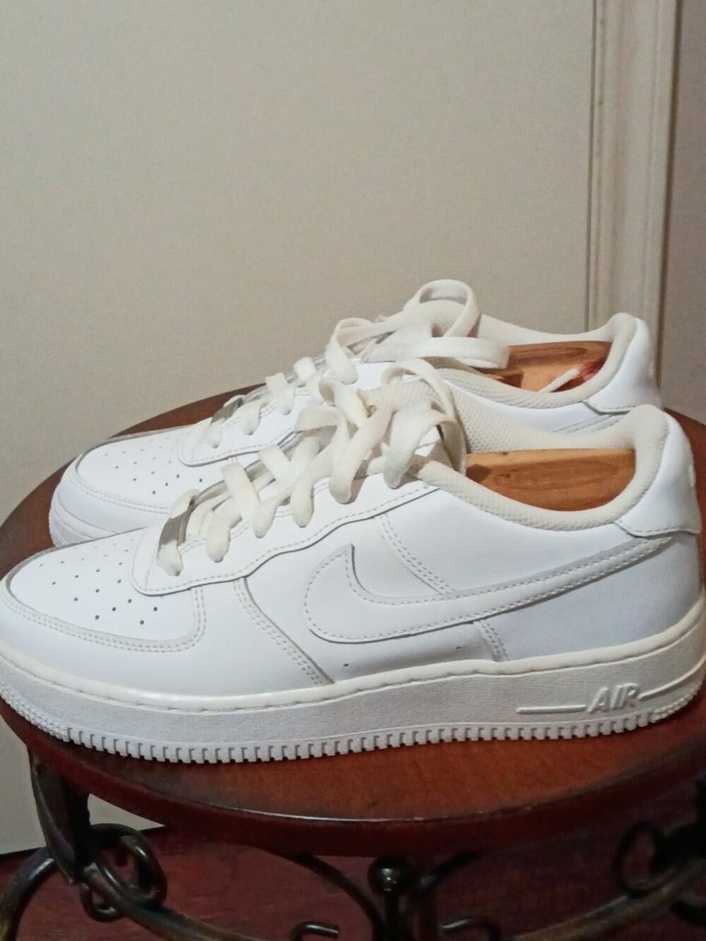 Nike Air Force 1 Triple White GS Sneakers Shoes DH2920-111 | Youth Size 7Y - Picture 9 of 14